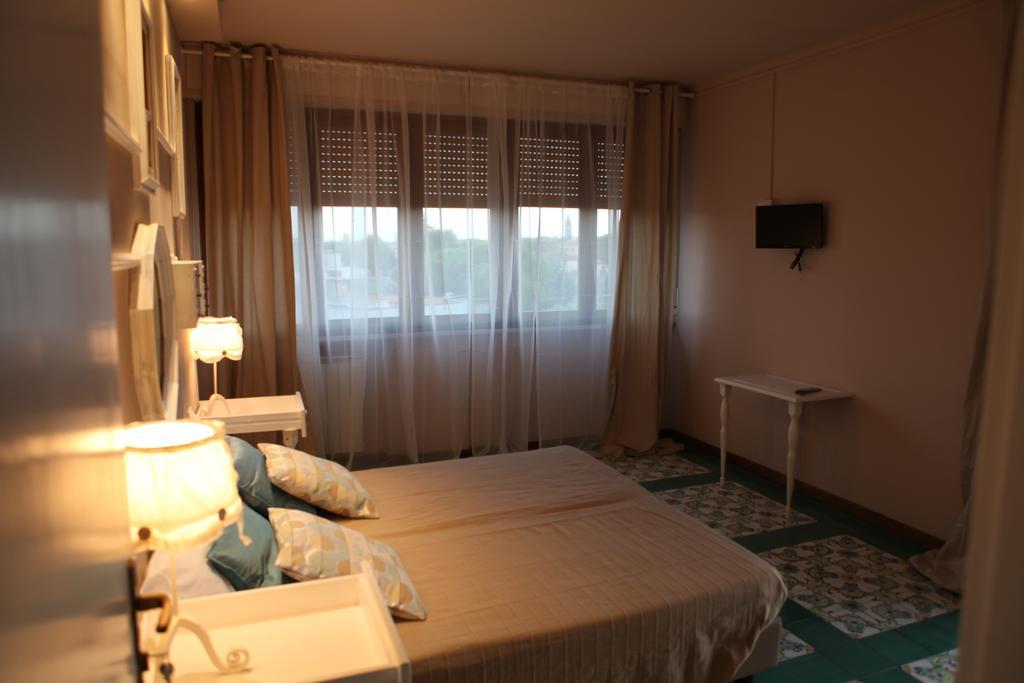 Duomo House Hotel Pisa Kamer foto