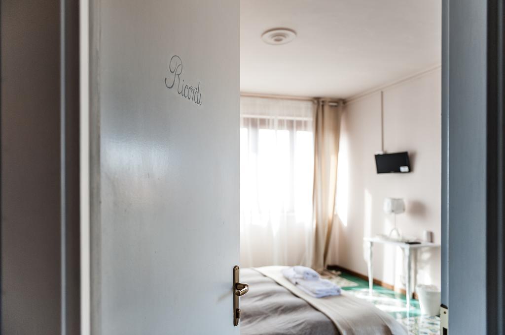 Duomo House Hotel Pisa Kamer foto